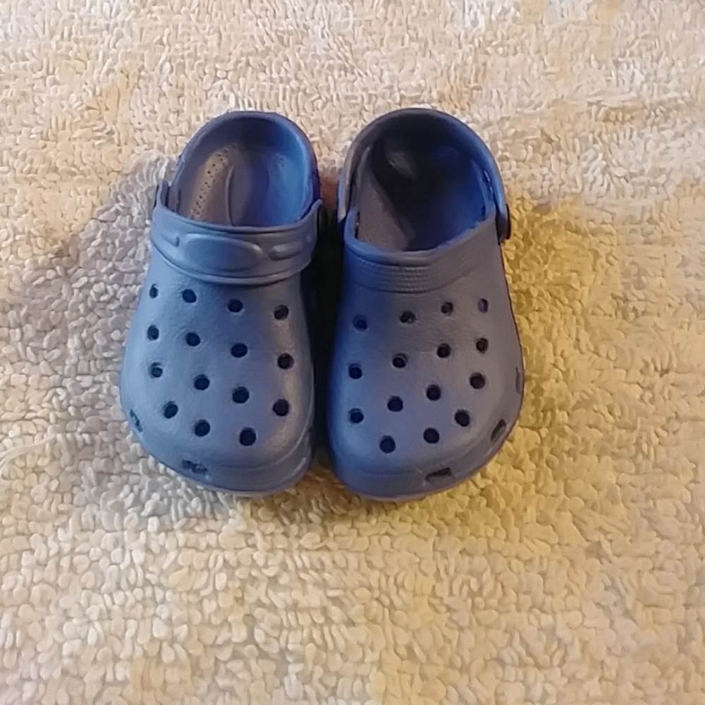 Kids shoes - Picture 1 of 3